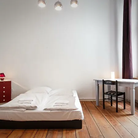 3 Bedroom Apartment Berlin Exterior photo