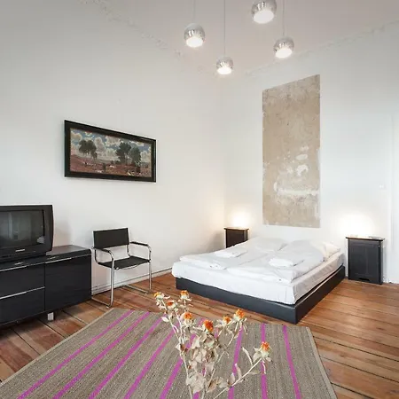 3 Bedroom Apartment Berlin Exterior photo